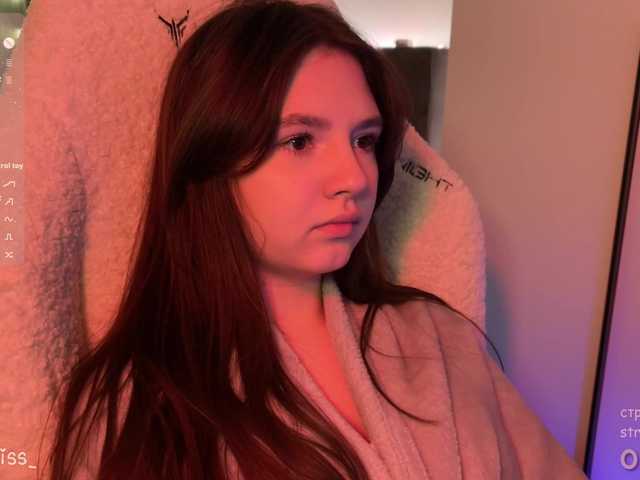 -FoxAlisa-'s BongaCams show and profile