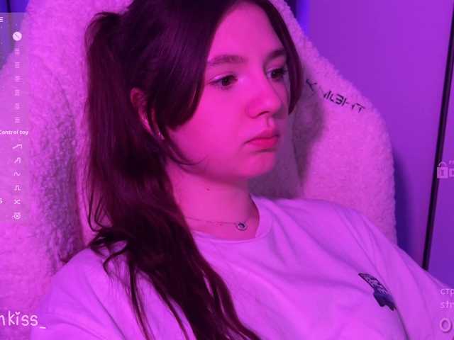 -FoxAlisa-'s BongaCams show and profile