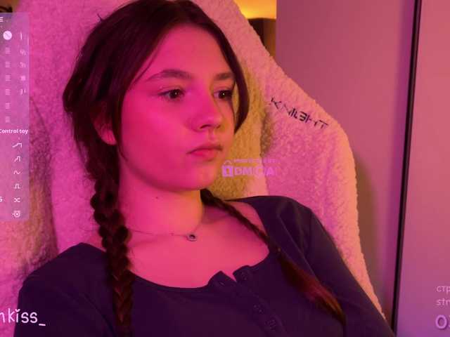 -FoxAlisa-'s BongaCams show and profile