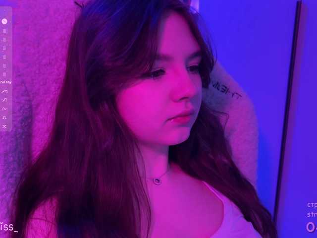 -FoxAlisa-'s BongaCams show and profile