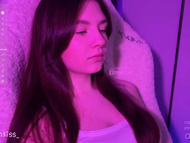 -FoxAlisa-'s BongaCams show and profile