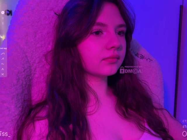 -FoxAlisa-'s BongaCams show and profile