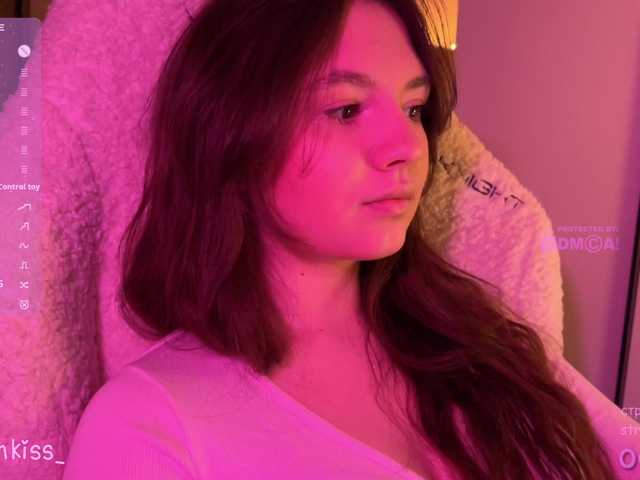 -FoxAlisa-'s BongaCams show and profile