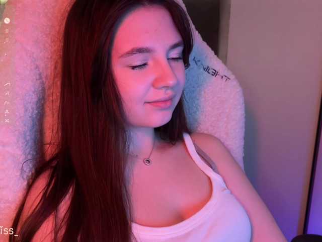 -FoxAlisa-'s BongaCams show and profile