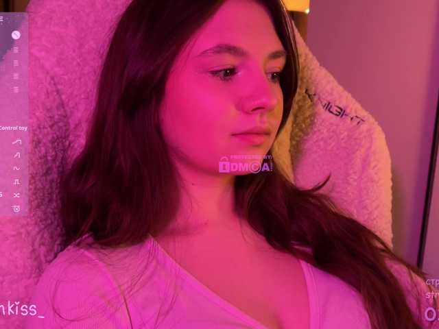 -FoxAlisa-'s BongaCams show and profile