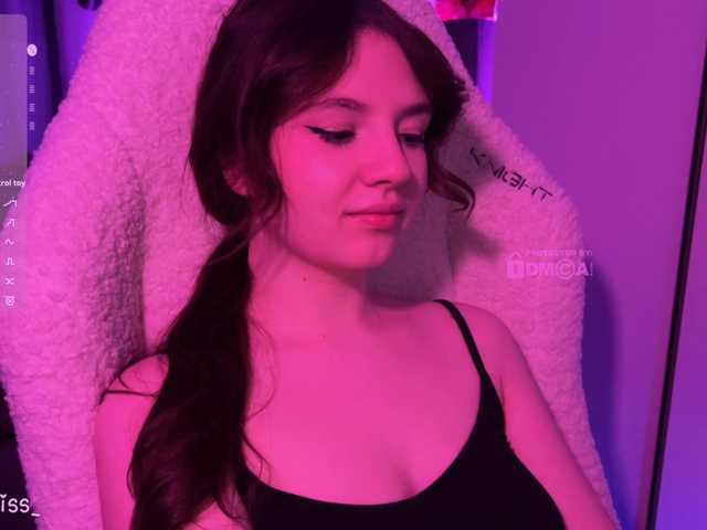 -FoxAlisa-'s BongaCams show and profile