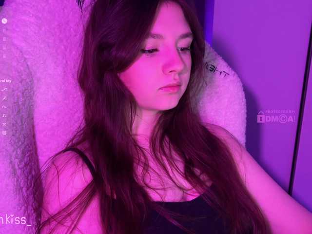 -FoxAlisa-'s BongaCams show and profile