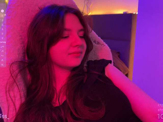 -FoxAlisa-'s BongaCams show and profile