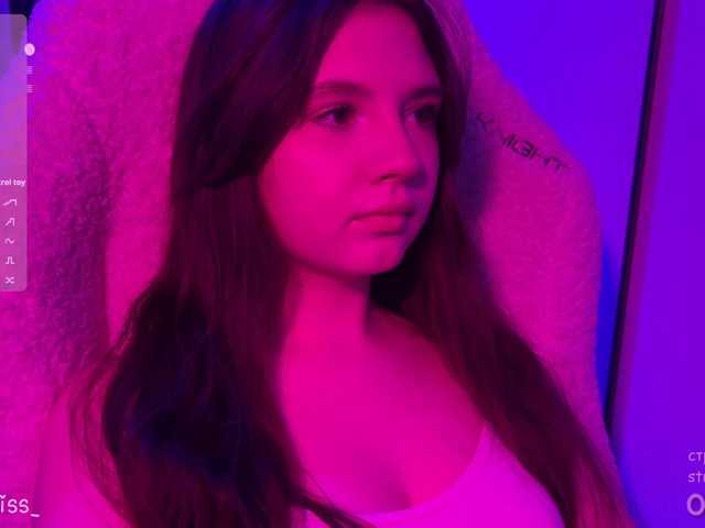 -FoxAlisa-'s BongaCams show and profile