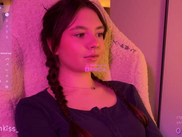 -FoxAlisa-'s BongaCams show and profile