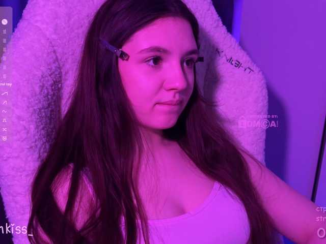 -FoxAlisa-'s BongaCams show and profile