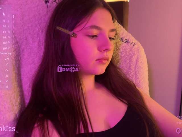 -FoxAlisa-'s BongaCams show and profile