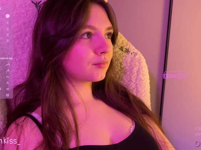 -FoxAlisa-'s BongaCams show and profile