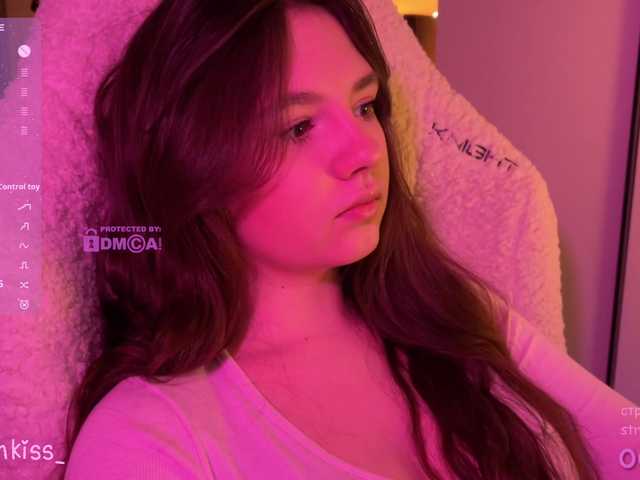 -FoxAlisa-'s BongaCams show and profile