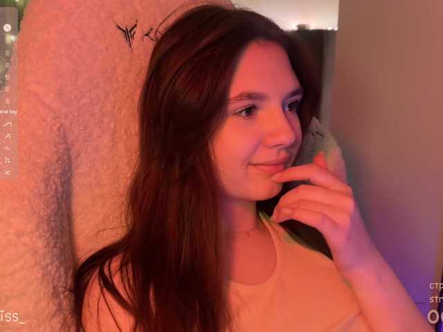-FoxAlisa-'s BongaCams show and profile