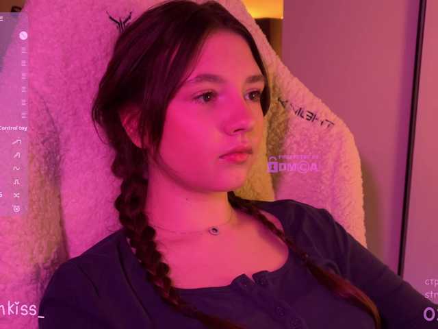 -FoxAlisa-'s BongaCams show and profile