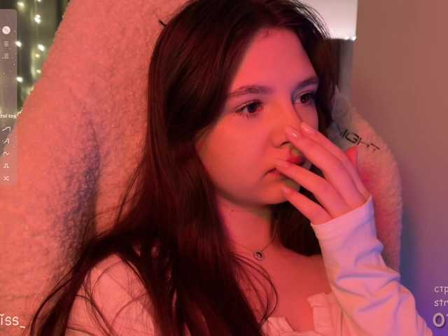 -FoxAlisa-'s BongaCams show and profile