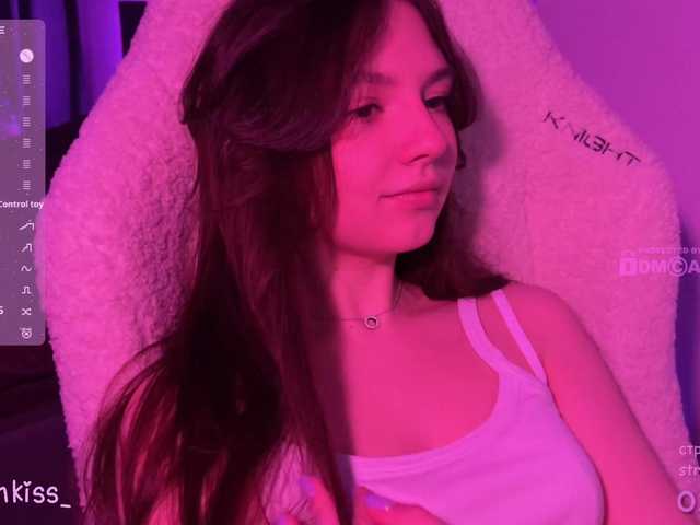 -FoxAlisa-'s BongaCams show and profile