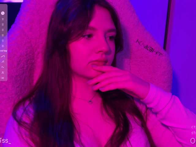 -FoxAlisa-'s BongaCams show and profile