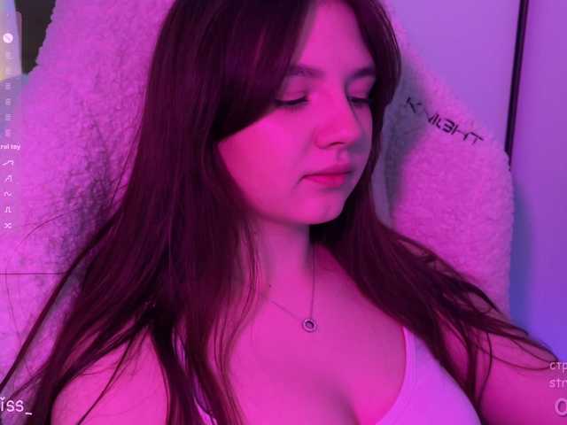 -FoxAlisa-'s BongaCams show and profile