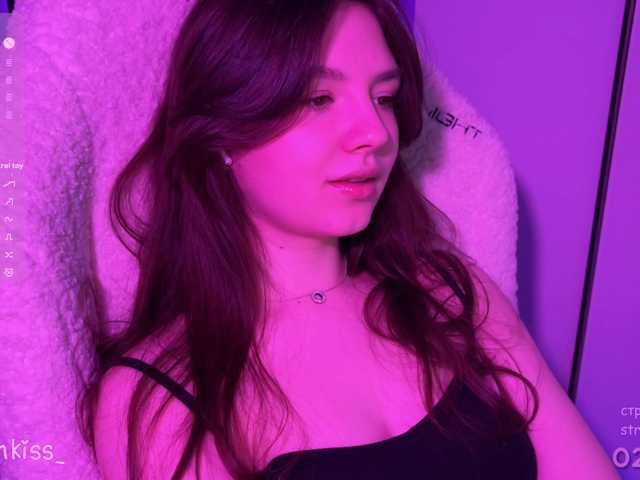 -FoxAlisa-'s BongaCams show and profile