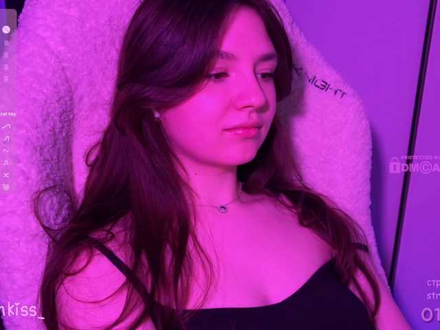 -FoxAlisa-'s BongaCams show and profile