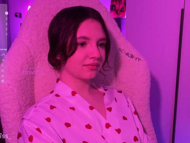 -FoxAlisa-'s BongaCams show and profile