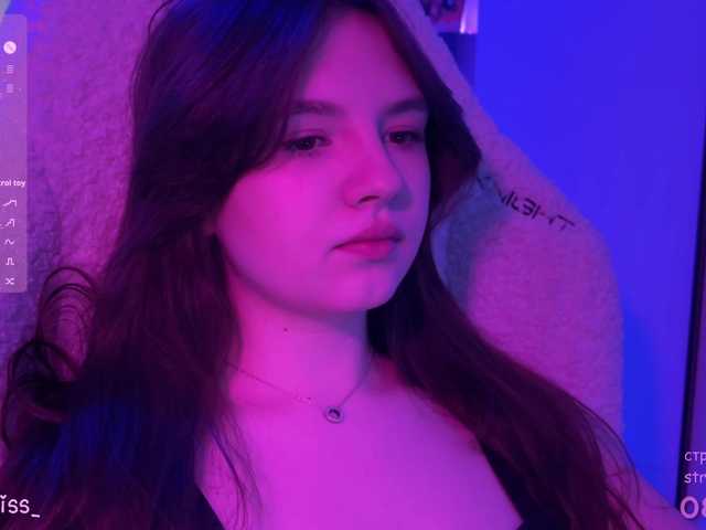 -FoxAlisa-'s BongaCams show and profile