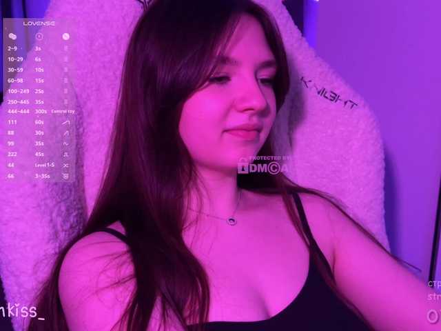 -FoxAlisa-'s BongaCams show and profile