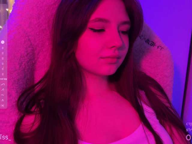 -FoxAlisa-'s BongaCams show and profile