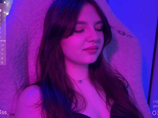 -FoxAlisa-'s BongaCams show and profile