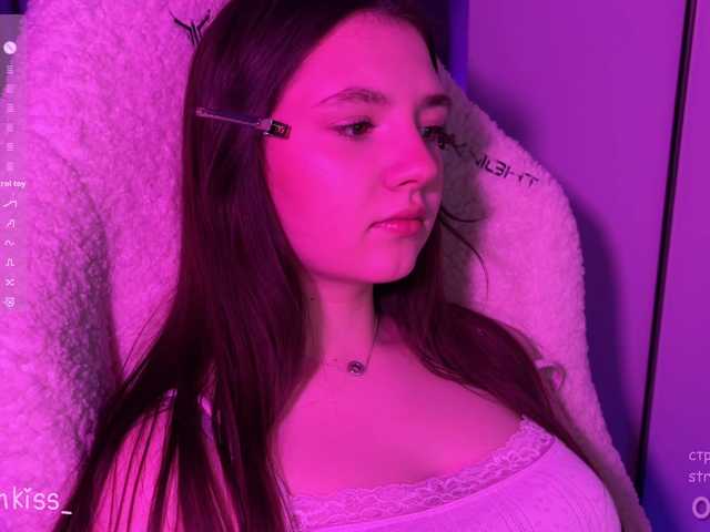 -FoxAlisa-'s BongaCams show and profile