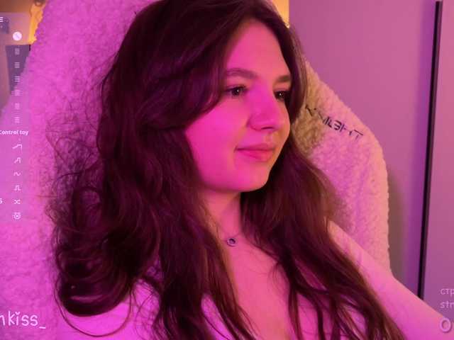 -FoxAlisa-'s BongaCams show and profile