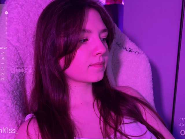 -FoxAlisa-'s BongaCams show and profile