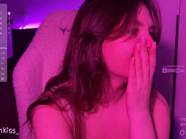 -FoxAlisa-'s BongaCams show and profile