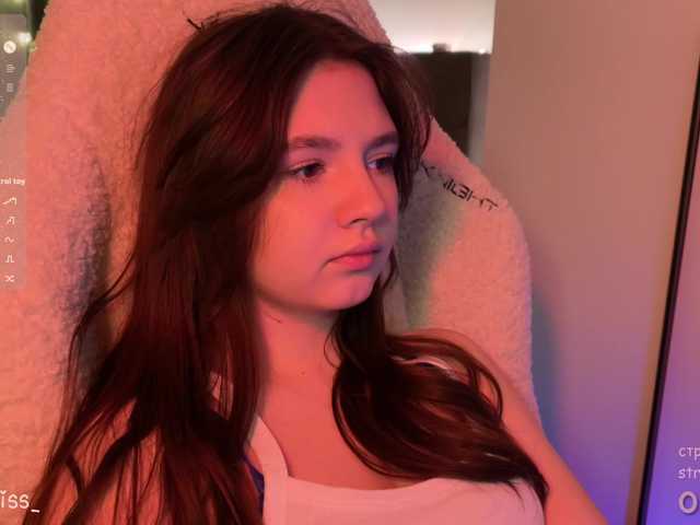 -FoxAlisa-'s BongaCams show and profile