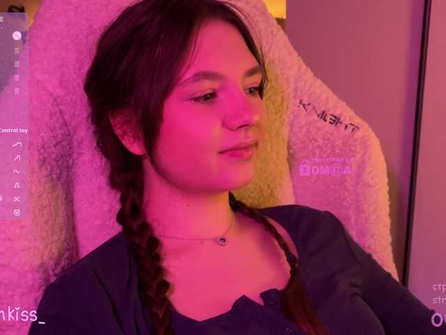 -FoxAlisa-'s BongaCams show and profile