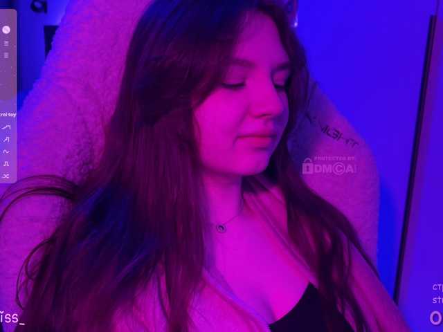 -FoxAlisa-'s BongaCams show and profile