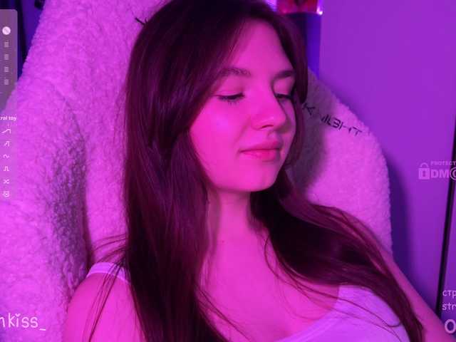 -FoxAlisa-'s BongaCams show and profile