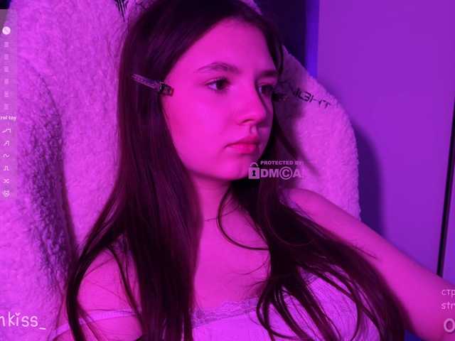 -FoxAlisa-'s BongaCams show and profile