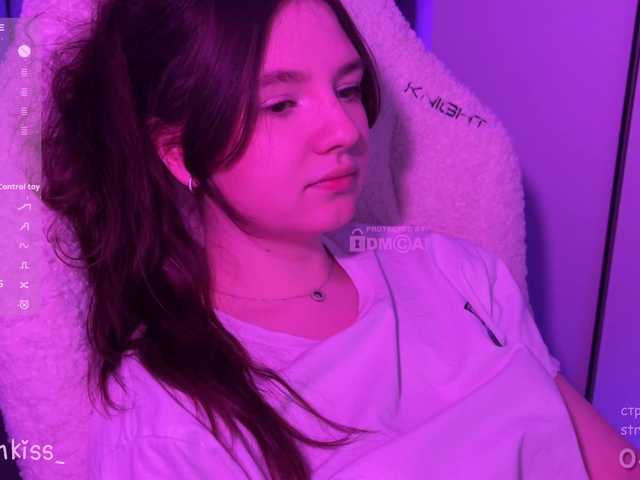 -FoxAlisa-'s BongaCams show and profile