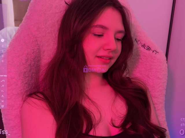 -FoxAlisa-'s BongaCams show and profile