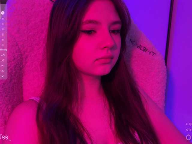 -FoxAlisa-'s BongaCams show and profile