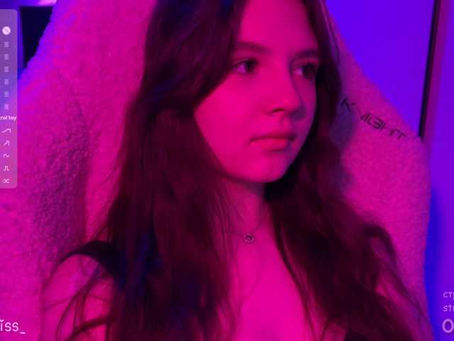 -FoxAlisa-'s BongaCams show and profile