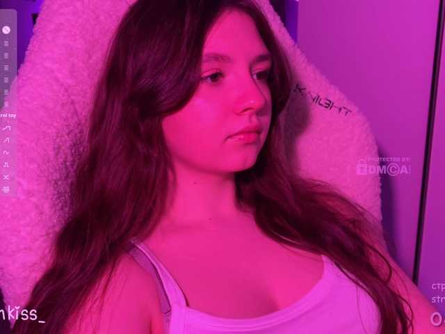 -FoxAlisa-'s BongaCams show and profile