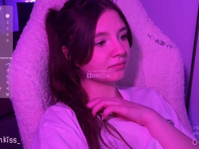 -FoxAlisa-'s BongaCams show and profile