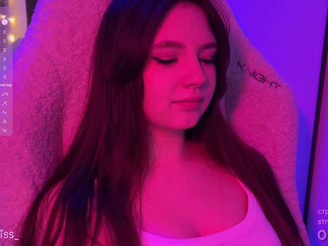 -FoxAlisa-'s BongaCams show and profile