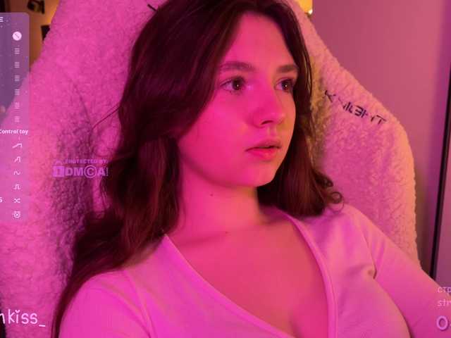 -FoxAlisa-'s BongaCams show and profile