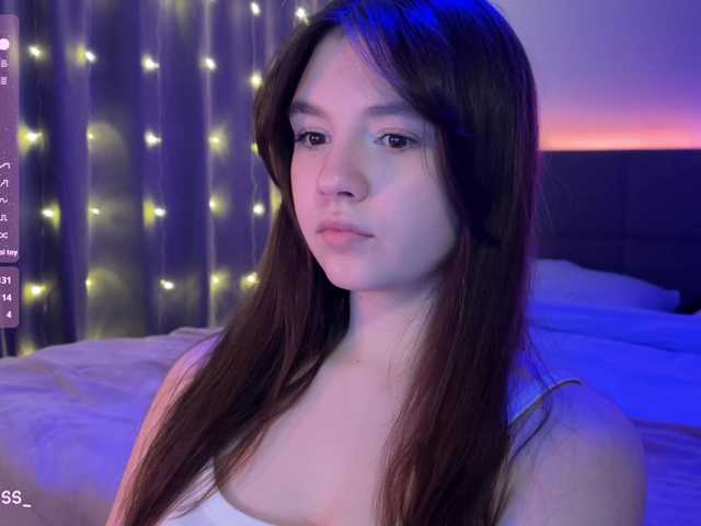 -FoxAlisa-'s BongaCams show and profile