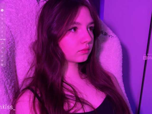 -FoxAlisa-'s BongaCams show and profile